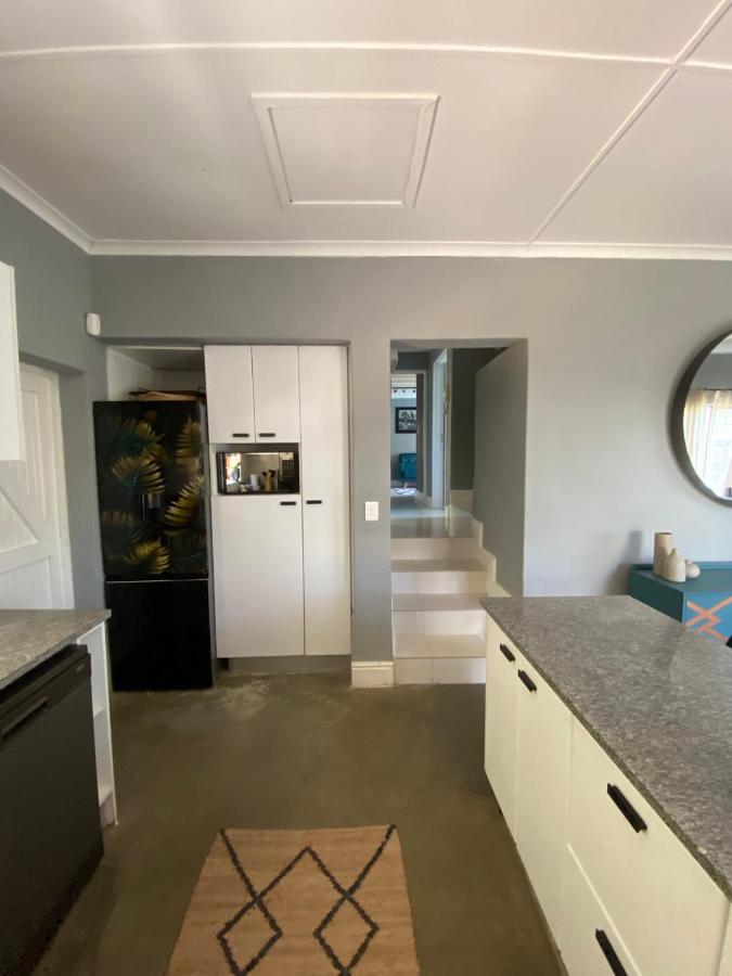 Villa Cosy And Unique Family Retreat In Hout Bay Città del Capo Esterno foto